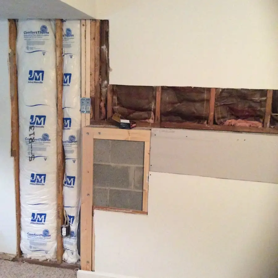 Wall insulation replacement during Structural Drying in North Riverside